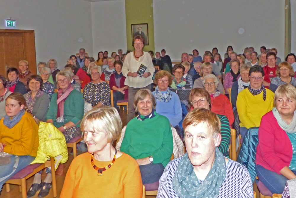 Kathrin Heinrichs sorgt immer für einen vollen Hörsaal im Haus. Kathrin Heinrichs sorgt immer für einen vollen Hörsaal im Haus.