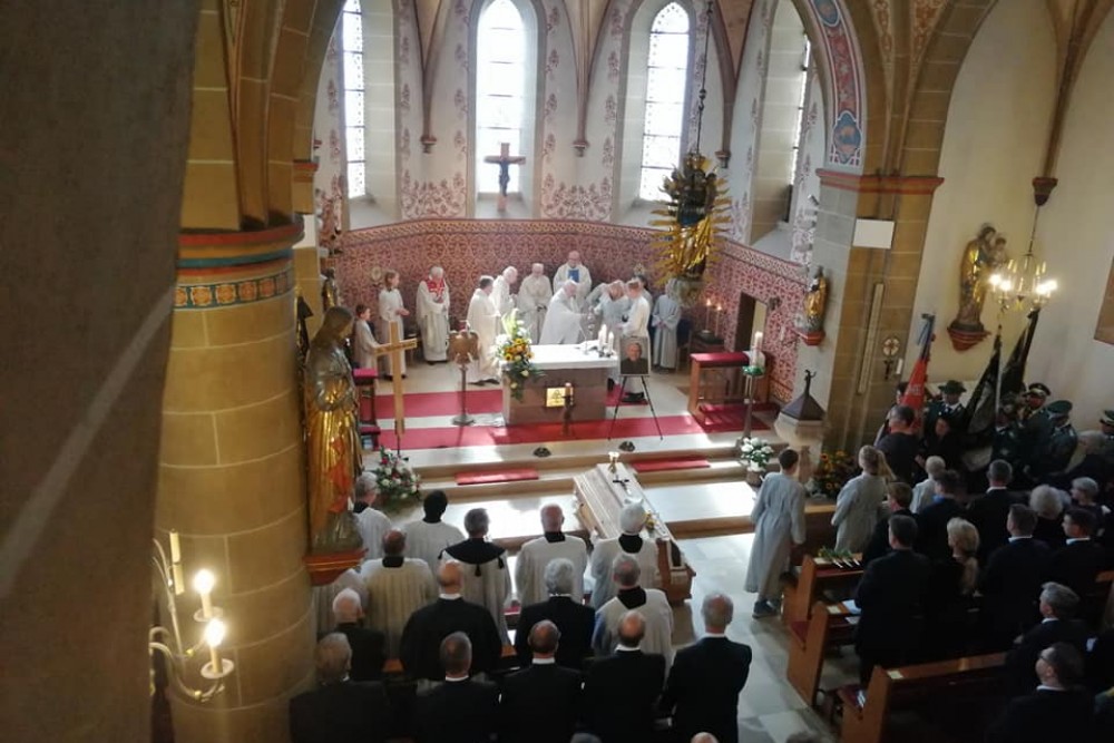 Die kleine Kirche in Grönebach ist schnell voll. Die kleine Kirche in Grönebach ist schnell voll.