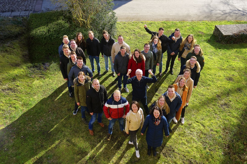 Für die Teilnehmenden und die Kursleitung ist der Grundkurs eine Herzensangelegenheit.  (Foto: Fotostudio Jan Braun)