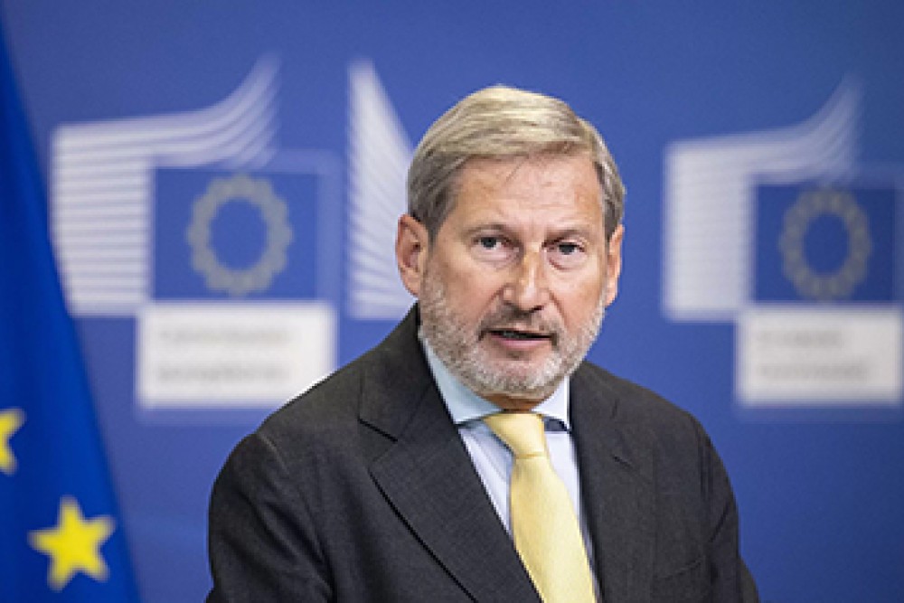 Dr. Johannes Hahn, EU-Kommissar für Haushalt und Verwaltung, wird Festredner am Tag des Landvolks. Dr. Johannes Hahn, EU-Kommissar für Haushalt und Verwaltung, wird Festredner am Tag des Landvolks.