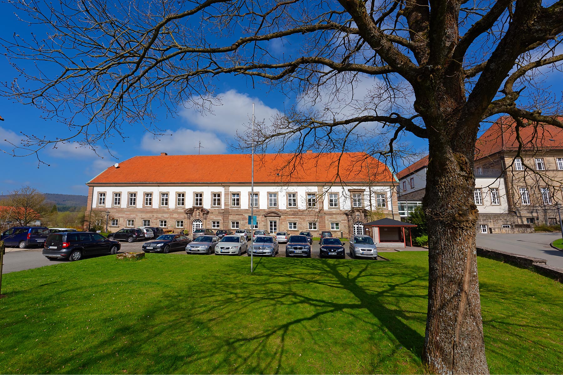 Außenansicht Kloster Hardehausen.